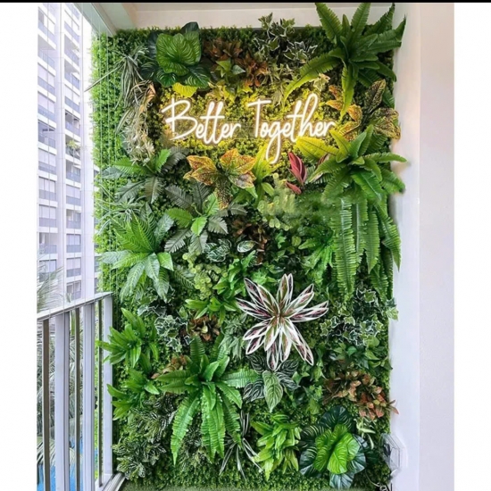 Thi công tường cỏ 04
